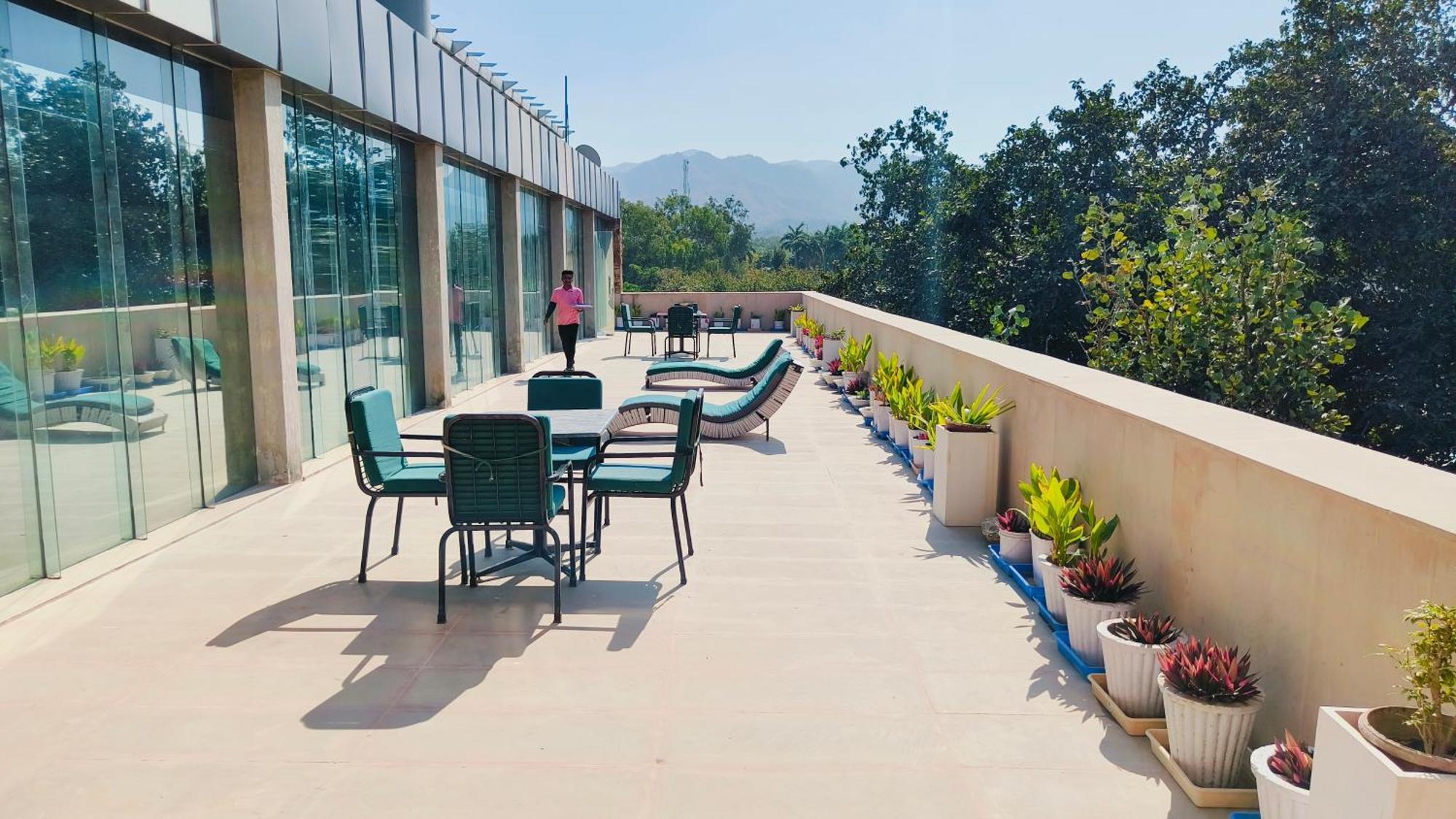 Mana Ranakpur Hotel Luaran gambar
